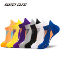 2020 Hot-Slling Socken OEM Frauen Custom Logo Herren Socken Design Crew Weiß Schwarz Baumwolle Bambus Sport Socken für Männer